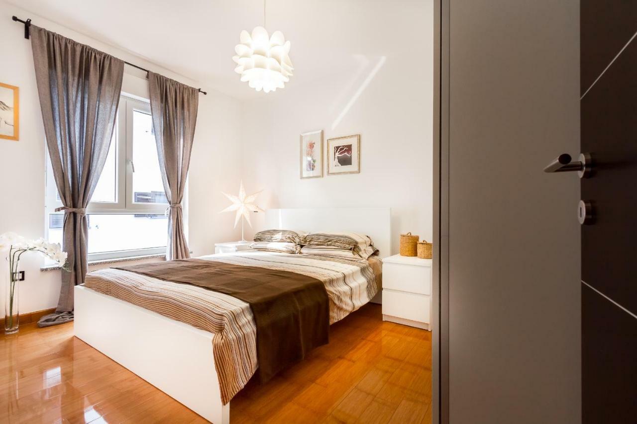 City Stylish Apartment Pula Bagian luar foto