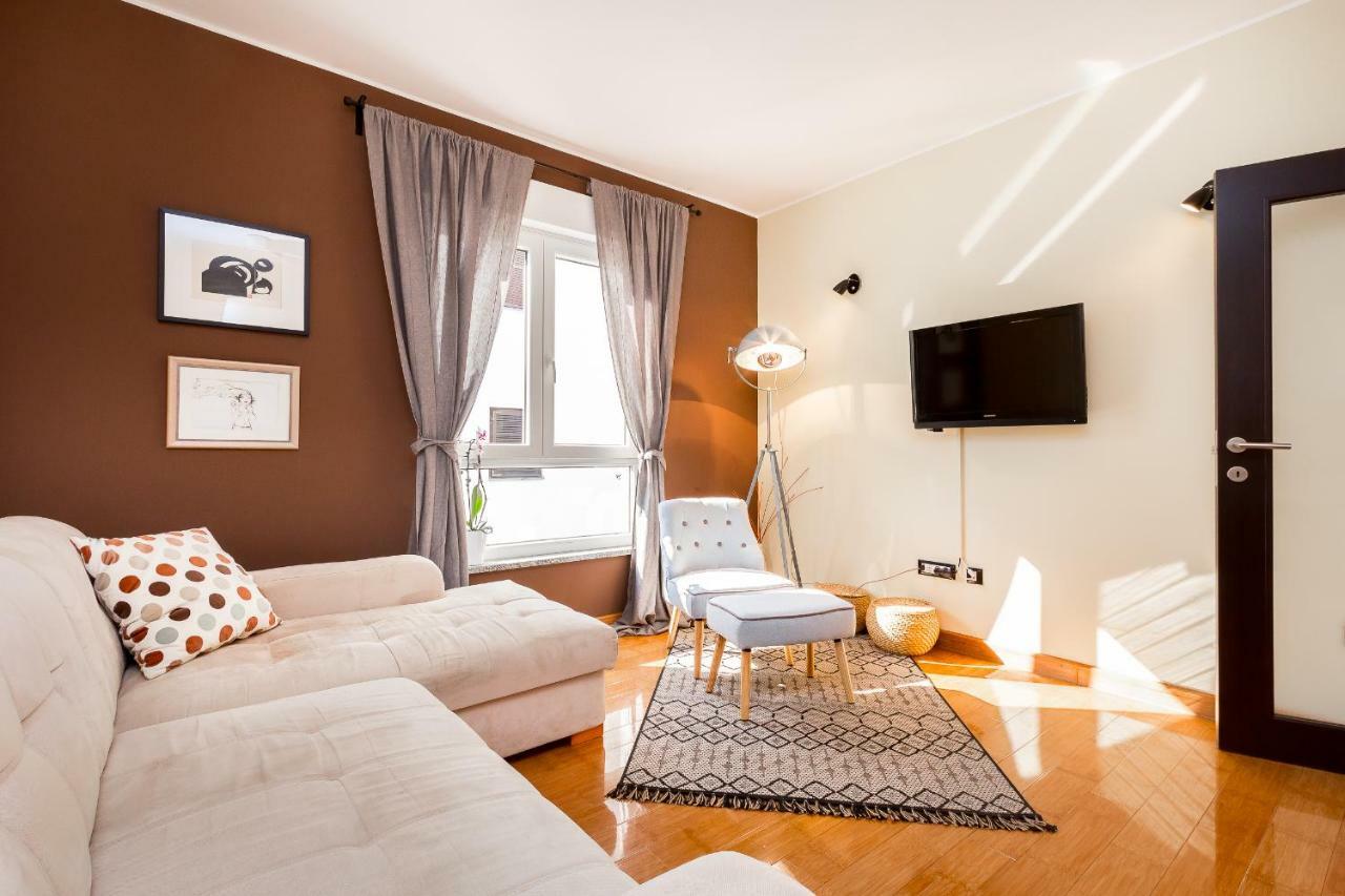 City Stylish Apartment Pula Bagian luar foto