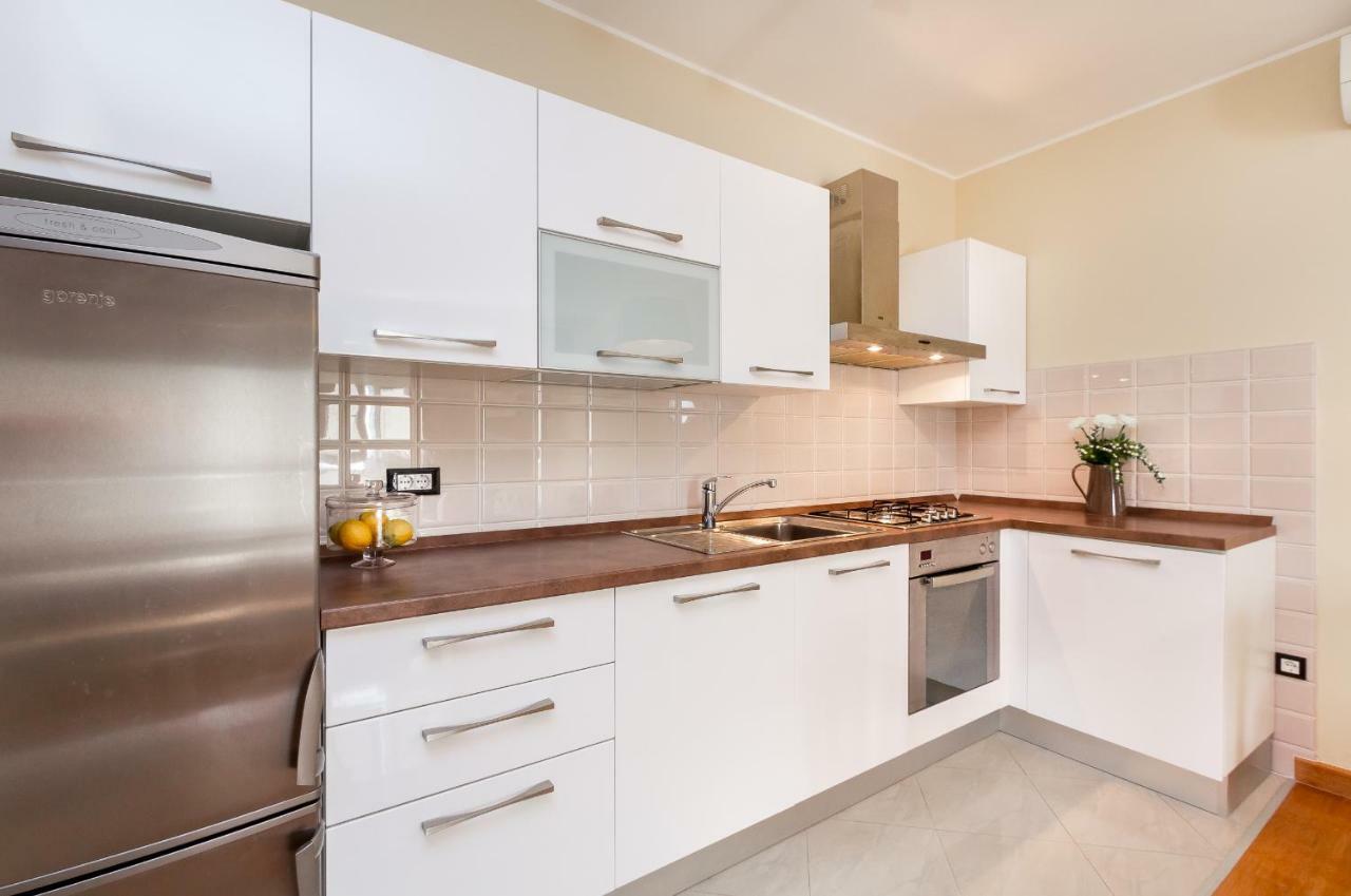City Stylish Apartment Pula Bagian luar foto